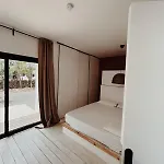 Asulito 400 M2 House With Pool ラハレス